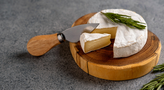 Board for Camembert and Brie
