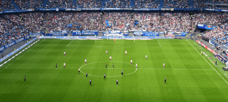 best midfielders of all time