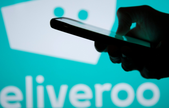 how much do deliveroo drivers make