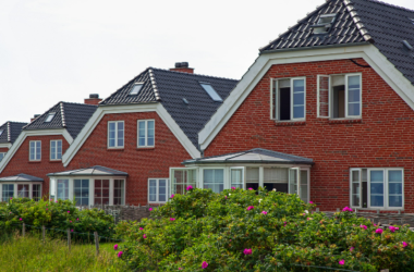 whitby holiday cottages