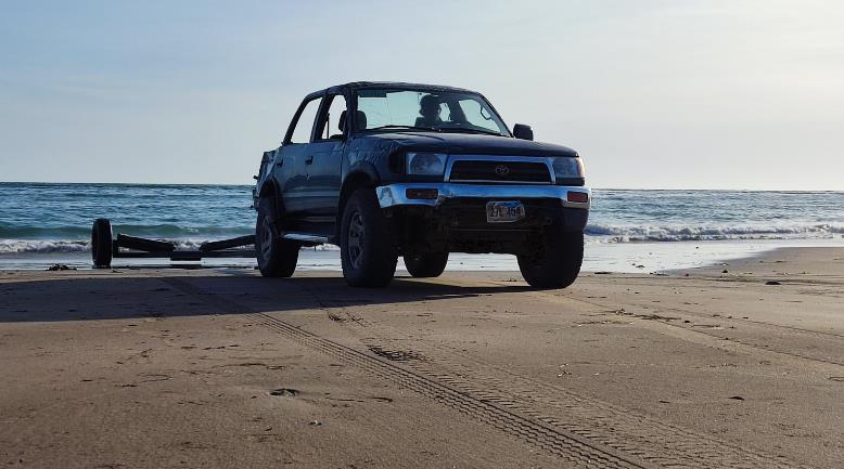 Why Is the Toyota Hilux the Perfect Car for Tradie