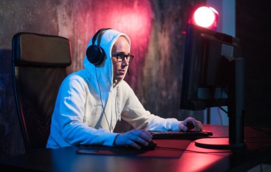 Gaming Desks - Top 10 Gaming Desks to buy in UK