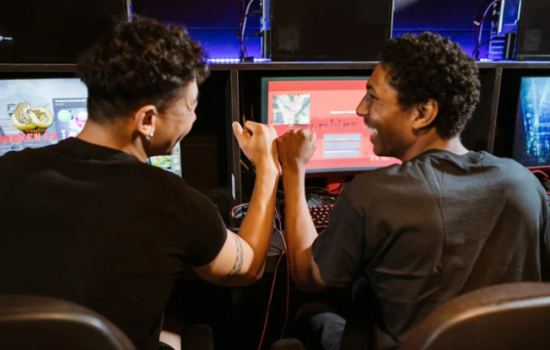 What to Do in Destiny 2 Co-op With a Friend