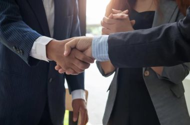 The Inside Track on Buying a Business