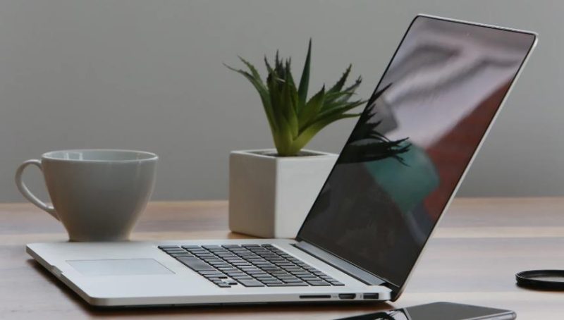 Where to Find Reliable Laptops with Extended Battery Life