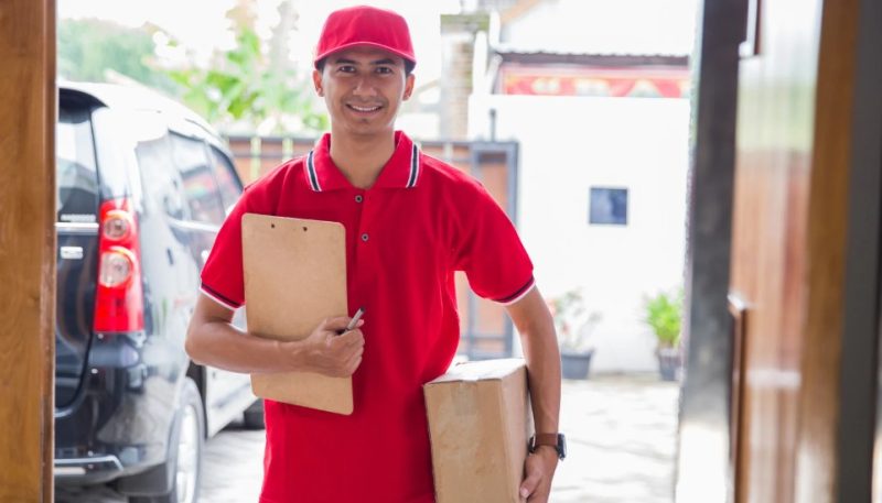 does royal mail deliver on bank holiday