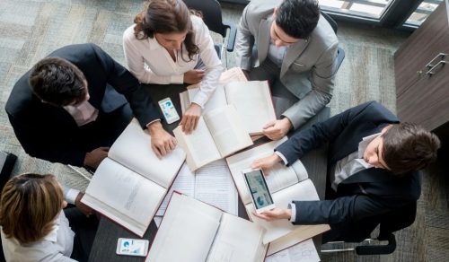 How Can IZoneMedia360.com Help Small and Medium Businesses (SMEs) Thrive