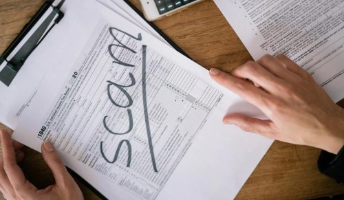 How Does a Parcel Delivery Scam Work