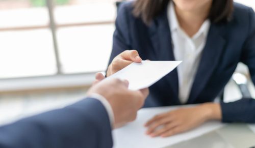 What Is the Salary of an Air Traffic Controller in the UK