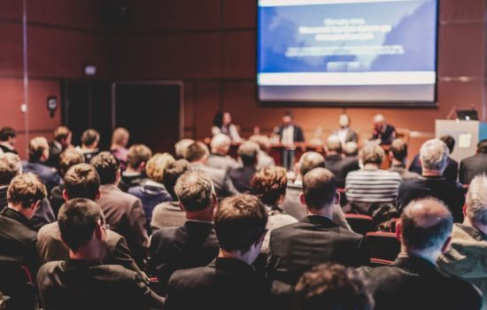 how uk businesses maximise trade show roi