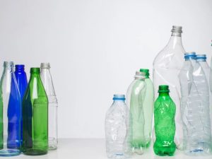 glass vs plastic packaging