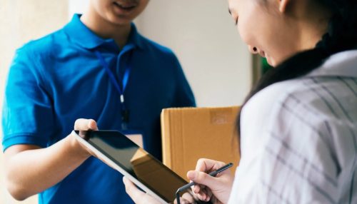 How Can You Stay Updated on Evri’s Holiday Delivery Notices