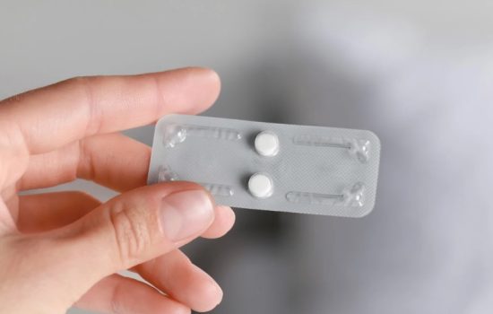 role of hair growth pills in achieving healthy hair