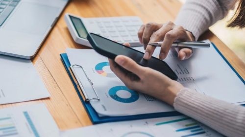 How Do You Check the Status of Your HMRC Tax Refund