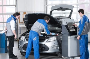 how to get car serviced in london