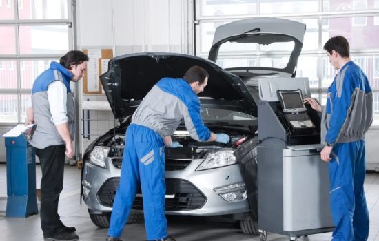how to get car serviced in london
