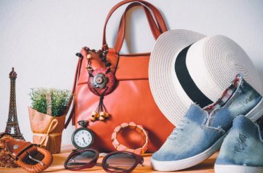 How UK Businesses Can Capitalize on Trends in Fashion Accessories to Maximize Profits