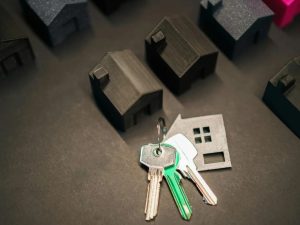 how to buy real estate franchise