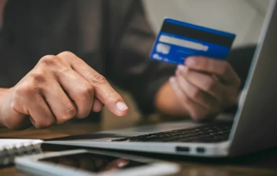 why uk consumers prefer credit cards for online spending