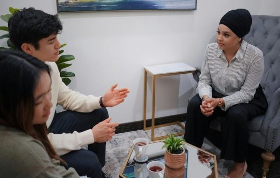 how to manage and resolve customer complaints