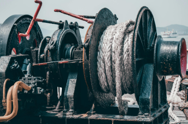 Top Benefits of Electric Winches for Construction, Marine and Off-Road Use