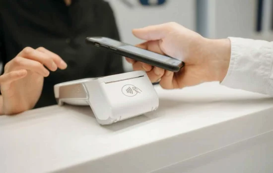 What Business Owners Can Learn From Instant Payouts